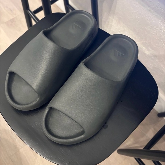 Yeezy Other - Adidas Yeezy slides dark onyx color